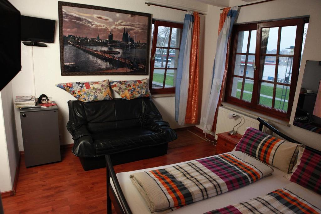 Aparthotel Haus Enteresan Kolonia Pokój zdjęcie